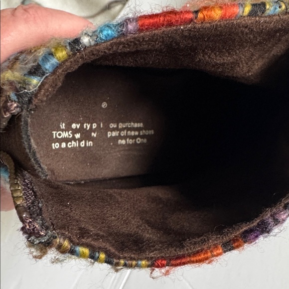 TOMS Leila Chocolate Brown Suede Colorful Yarn Back Zipper Fringe Bootie Sz 8W - Picture 11 of 13
